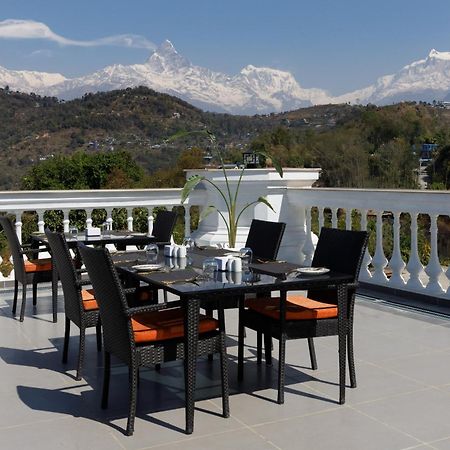Le Glamour Resort & Wellness Spa Pokhara Exterior foto