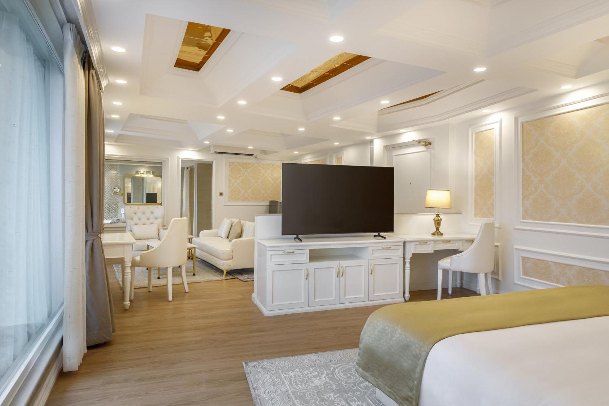 Le Glamour Resort & Wellness Spa Pokhara Exterior foto